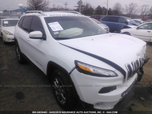 1C4PJMLB6JD610530 - 2018 JEEP CHEROKEE LATITUDE PLUS WHITE photo 1