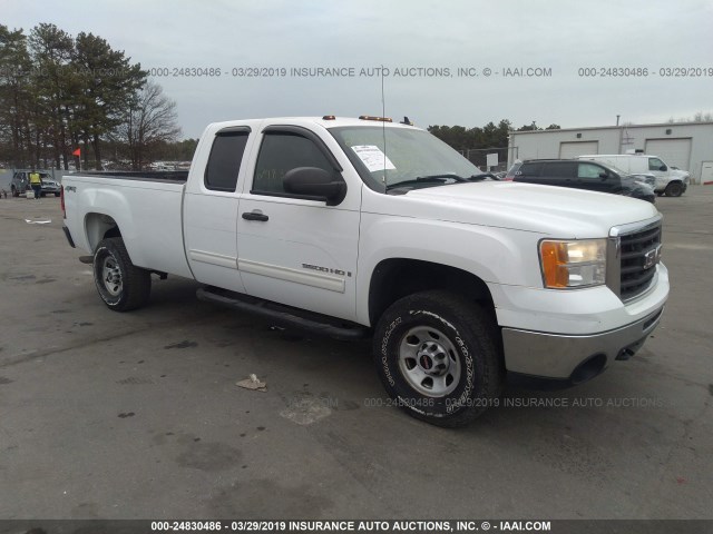 1GTHK39K07E508792 - 2007 GMC NEW SIERRA K3500 WHITE photo 1