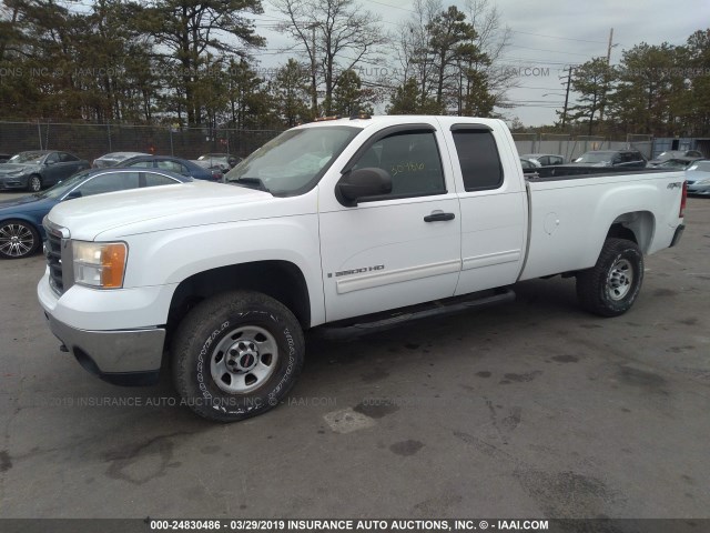 1GTHK39K07E508792 - 2007 GMC NEW SIERRA K3500 WHITE photo 2