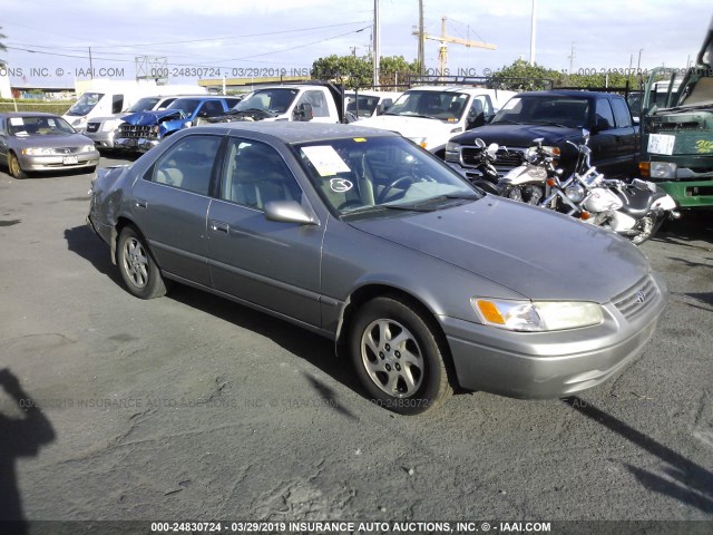 JT2BF22K1X0150252 - 1999 TOYOTA CAMRY LE/XLE 灰色 照片 1