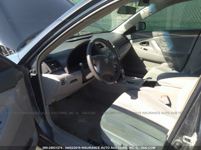 4T1BE46K68U219670 - 2008 TOYOTA CAMRY CE/LE/XLE/SE GRAY photo 5