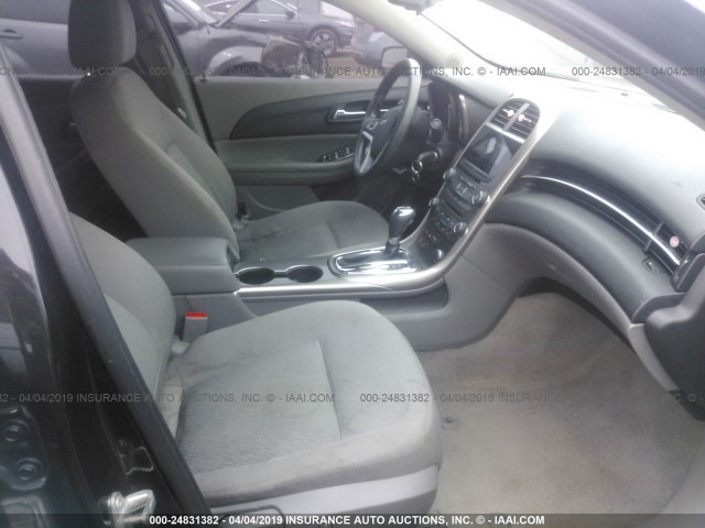 1G11B5SA6DF131043 - 2013 CHEVROLET MALIBU LS BLACK photo 5