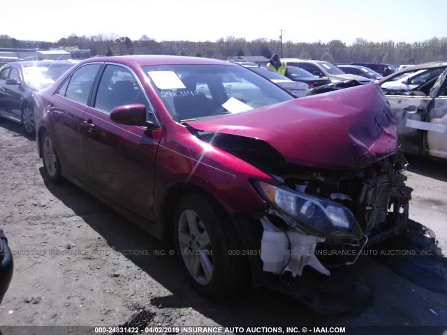 4T1BF1FK6EU865069 - 2014 TOYOTA CAMRY L/SE/LE/XLE 红色 照片 1