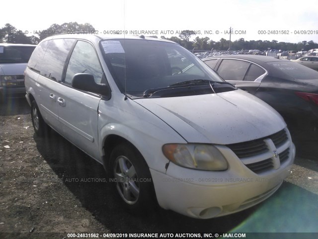 2D4GP44L95R368697 - 2005 DODGE GRAND CARAVAN SXT WHITE photo 6