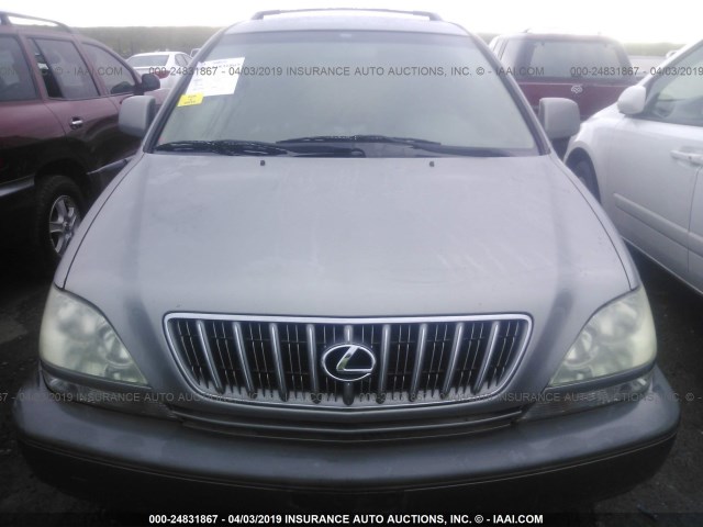 JTJGF10U110112441 - 2001 LEXUS RX 300 GRAY photo 6