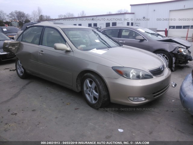 4T1BF30KX3U563818 - 2003 TOYOTA CAMRY LE/XLE/SE TAN photo 1