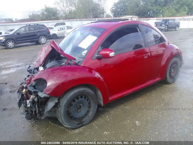3VWPG3AG6AM015198 - 2010 VOLKSWAGEN NEW BEETLE Rot Foto 2