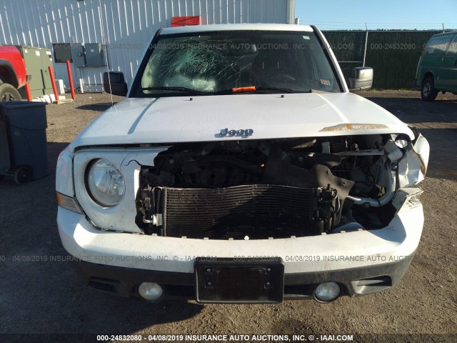 1C4NJPFA6HD148363 - 2017 JEEP PATRIOT LATITUDE WHITE photo 6