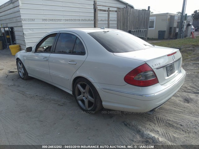 WDBUF56X99B425234 - 2009 MERCEDES-BENZ E 350 WHITE photo 3