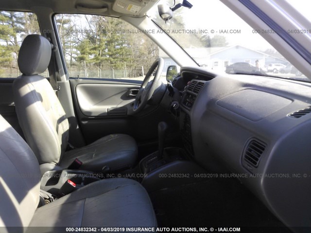 2CNBJ634116951786 - 2001 CHEVROLET TRACKER LT SILVER photo 5