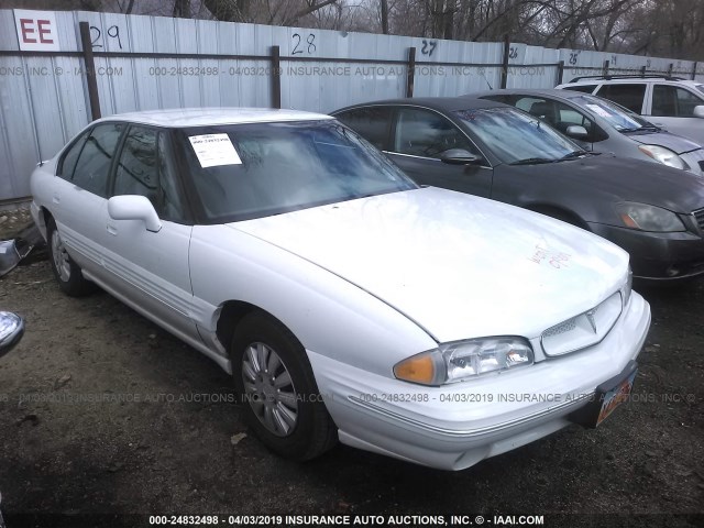 1G2HX52K4T4206367 - 1996 PONTIAC BONNEVILLE SE WHITE photo 1