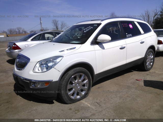 5GALRCED0AJ196504 - 2010 BUICK ENCLAVE CXL WHITE photo 2