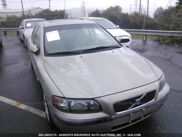 YV1RS61T332260327 - 2003 VOLVO S60 GOLD photo 1