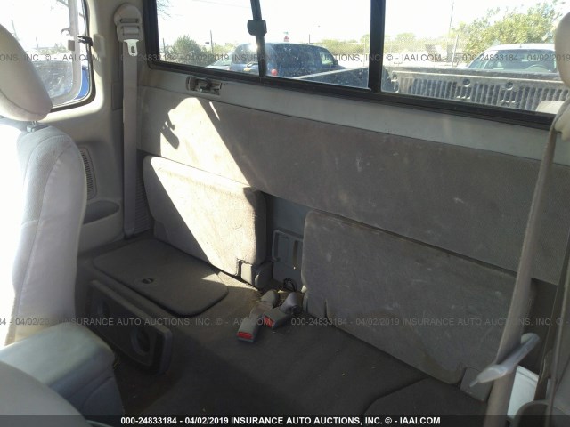 5TEWN72N02Z101586 - 2002 TOYOTA TACOMA XTRACAB SILVER photo 8