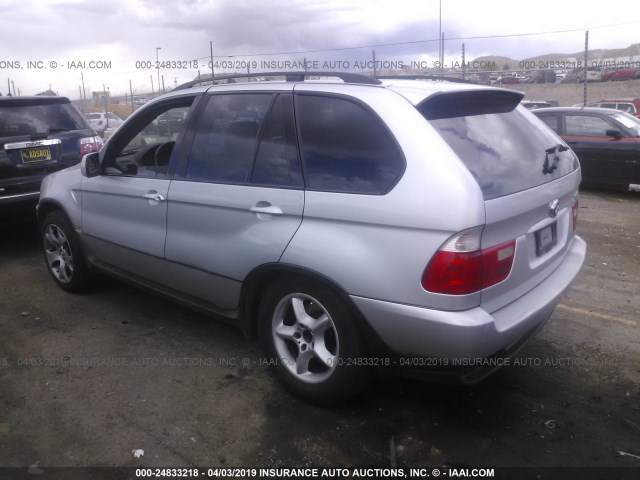 WBAFB33581LH16318 - 2001 BMW X5 4.4I SILVER photo 3