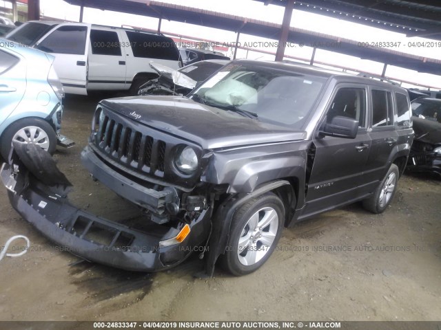 1C4NJRFB3GD594604 - 2016 JEEP PATRIOT LATITUDE BLACK photo 2