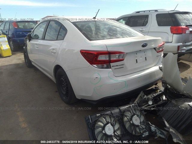 4S3GKAA66J3624872 - 2018 SUBARU IMPREZA WHITE photo 3