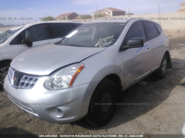 JN8AS5MV5DW130459 - 2013 NISSAN ROGUE S/SV SILVER photo 2