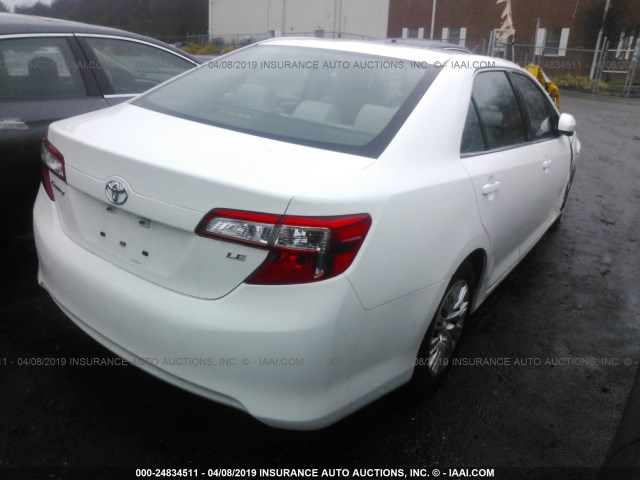 4T4BF1FK3ER374447 - 2014 TOYOTA CAMRY L/SE/LE/XLE 白色 照片 4