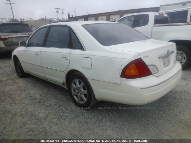 4T1BF28B1YU044792 - 2000 TOYOTA AVALON XL/XLS WHITE photo 3