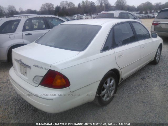 4T1BF28B1YU044792 - 2000 TOYOTA AVALON XL/XLS WHITE photo 4