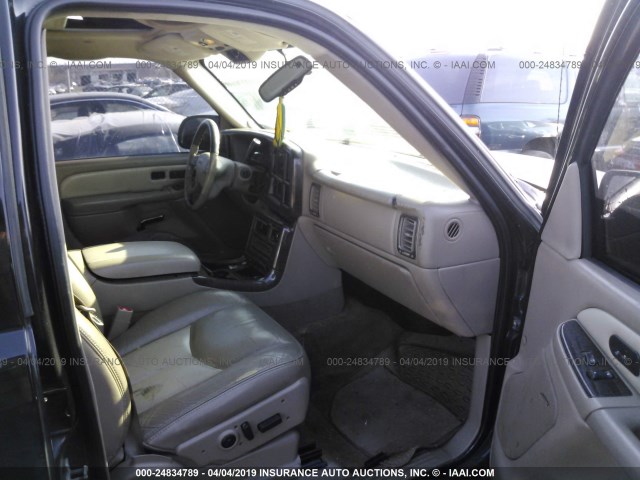 1GKEK63U46J111921 - 2006 GMC YUKON DENALI BLACK photo 5