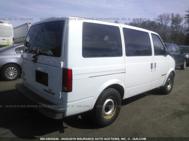 1GCDL19W2YB192365 - 2000 CHEVROLET ASTRO WHITE photo 4