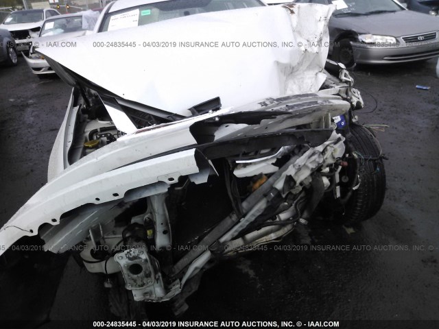 JF1GH61688H815448 - 2008 SUBARU IMPREZA 2.5I WHITE photo 6