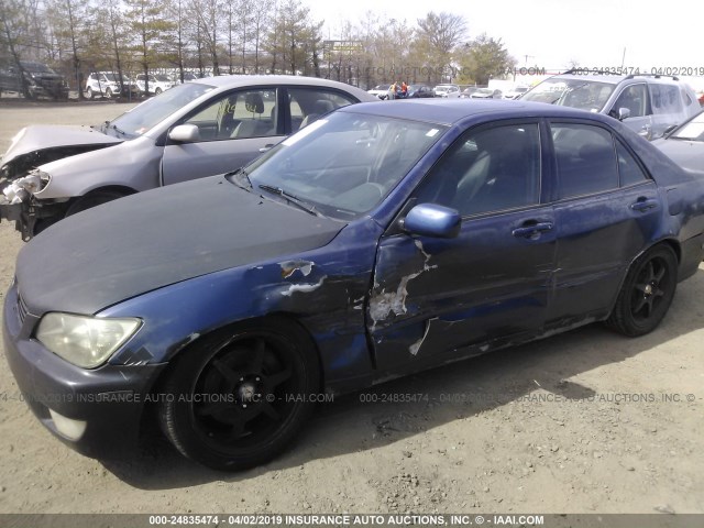 JTHBD182710033344 - 2001 LEXUS IS 300 BLUE photo 2