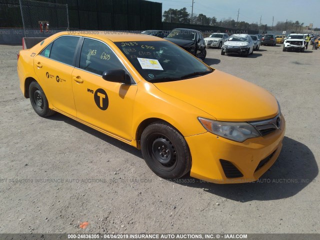 4T1BD1FK0EU106262 - 2014 TOYOTA CAMRY HYBRID/LE/XLE YELLOW photo 6