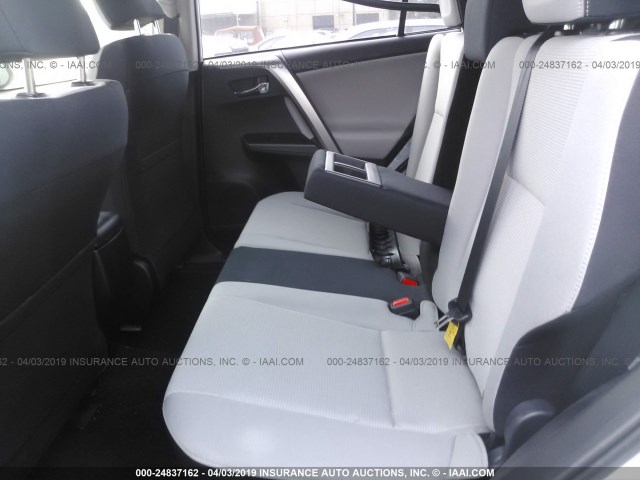 JTMRFREV3JJ180715 - 2018 TOYOTA RAV4 ADVENTURE/XLE WHITE photo 8