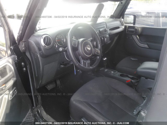 1C4AJWAG0DL622327 - 2013 JEEP WRANGLER SPORT BLACK photo 5