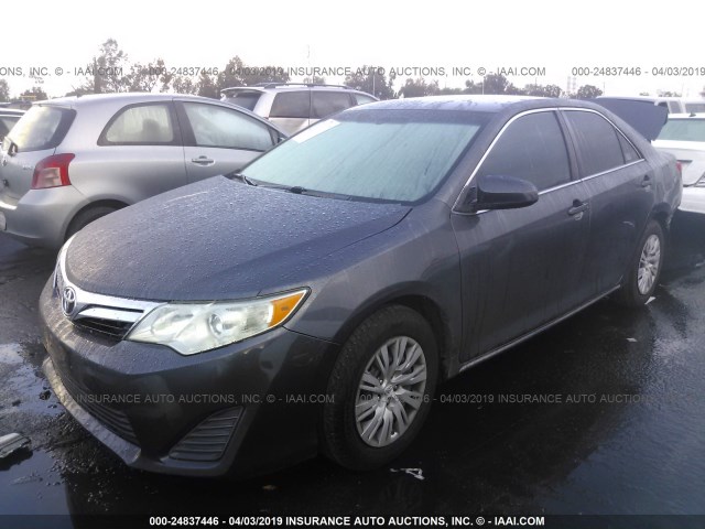 4T4BF1FK8CR194393 - 2012 TOYOTA CAMRY SE/LE/XLE GRAY photo 2