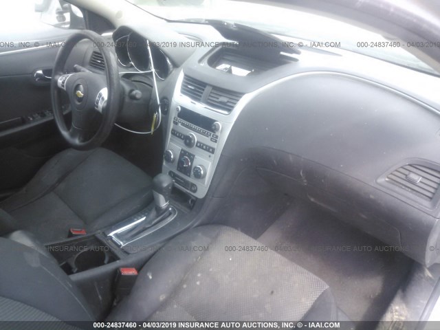 1G1ZC5E12BF131730 - 2011 CHEVROLET MALIBU 1LT SILVER photo 5