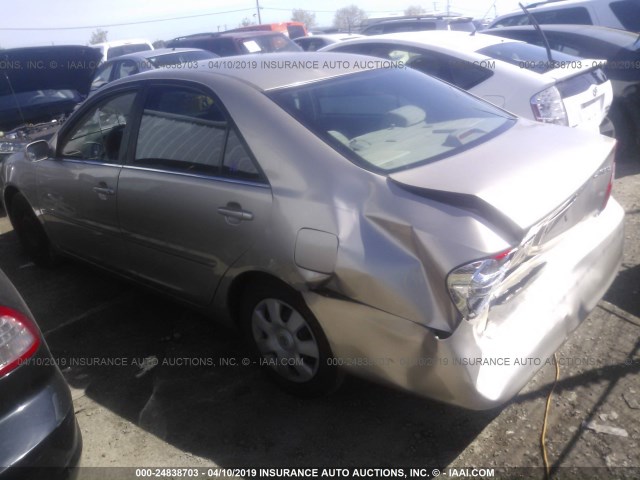 JTDBE32K020027048 - 2002 TOYOTA CAMRY LE/XLE/SE BEIGE photo 3