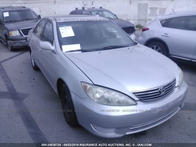 4T1BE32K06U128634 - 2006 TOYOTA CAMRY LE/XLE/SE SILVER photo 1