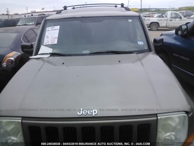 1J8HH48N56C125854 - 2006 JEEP COMMANDER BROWN photo 6