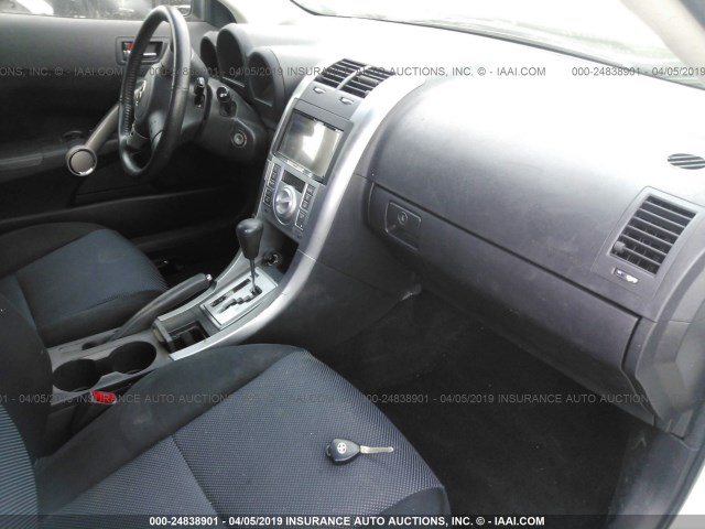 JTKDE167X80261153 - 2008 TOYOTA SCION TC WHITE photo 5
