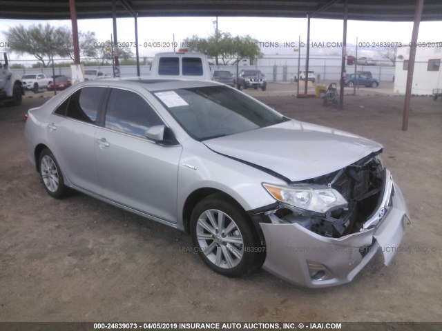 4T1BD1FK7CU011887 - 2012 TOYOTA CAMRY HYBRID/LE/XLE SILVER photo 1