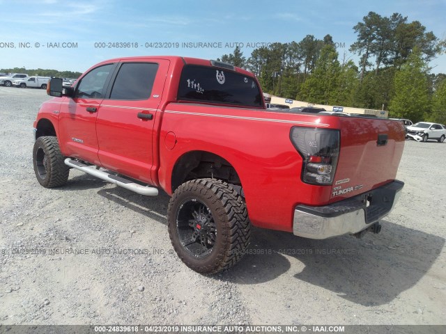 5TFEM5F19BX022161 - 2011 TOYOTA TUNDRA RED photo 3