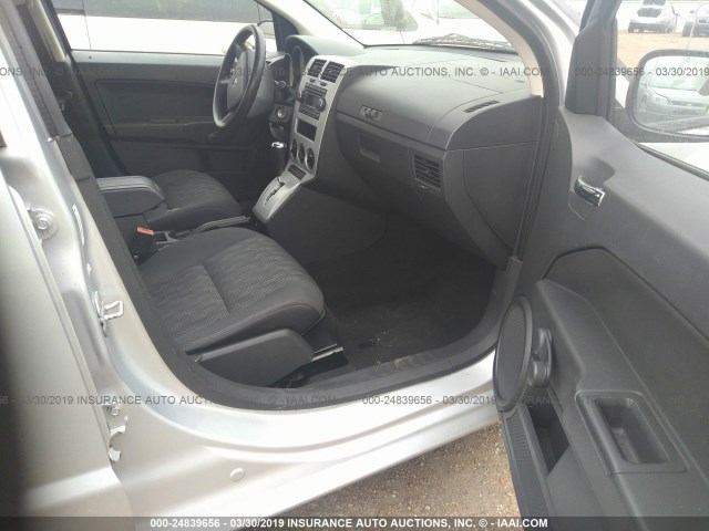 1B3HB28B98D504275 - 2008 DODGE CALIBER SILVER photo 5