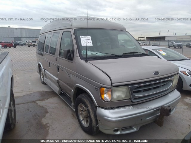 1FDRE14L02HB10954 - 2002 FORD ECONOLINE E150 VAN GOLD photo 1