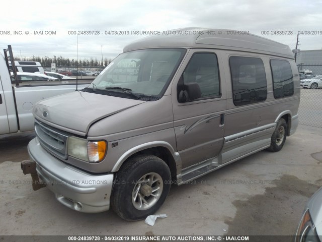 1FDRE14L02HB10954 - 2002 FORD ECONOLINE E150 VAN GOLD photo 2