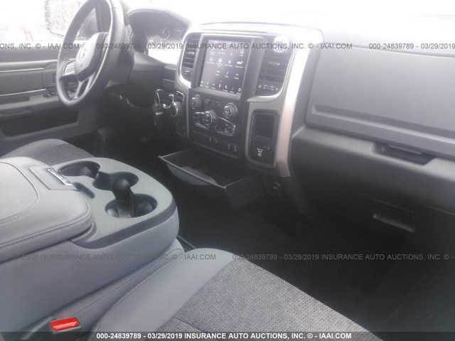 1C6RR7TT8KS522109 - 2019 RAM 1500 CLASSIC SLT Negro foto 5