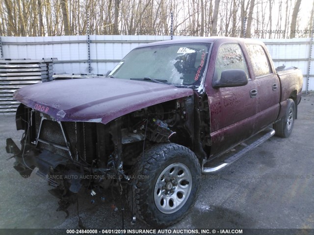 2GCEK13T351199505 - 2005 CHEVROLET SILVERADO RED photo 2