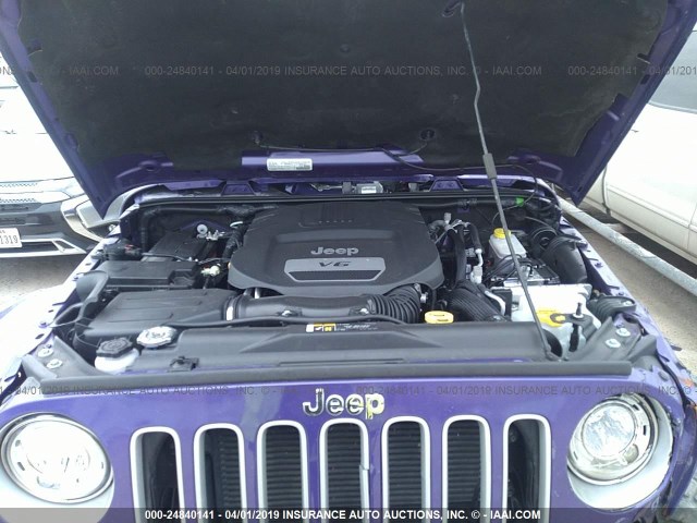 1C4BJWEG6HL672072 - 2017 JEEP WRANGLER UNLIMITE SAHARA PURPLE photo 10