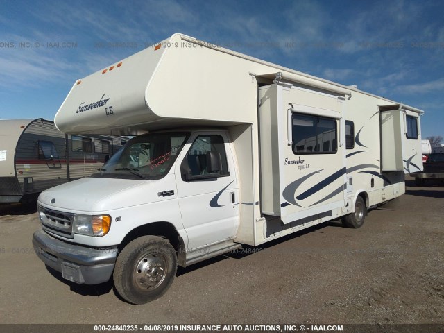 1FDXE45S62HA57272 - 2002 FORD ECONOLINE E450 SUPER DUTY CUTWY VAN Unknown photo 2