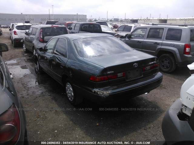 JT2BG22K0W0225437 - 1998 TOYOTA CAMRY CE/LE/XLE GREEN photo 3