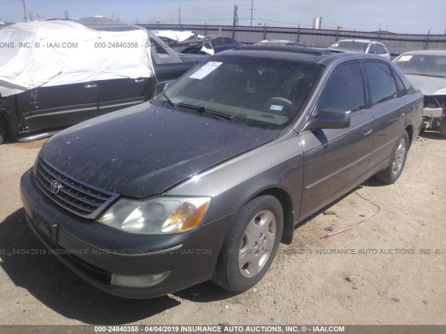 4T1BF28B93U269034 - 2003 TOYOTA AVALON XL/XLS GRAY photo 2