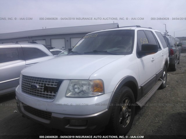 1FMFU18L84LA02677 - 2004 FORD EXPEDITION EDDIE BAUER WHITE photo 2